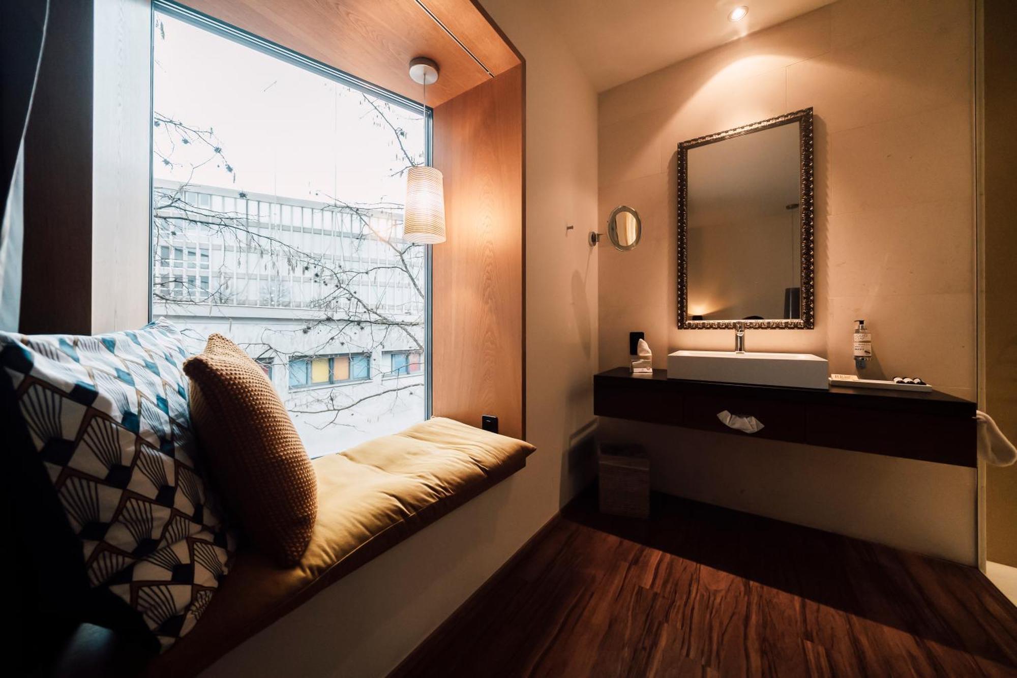 Blue City Boutique Hotel Баден Екстериор снимка