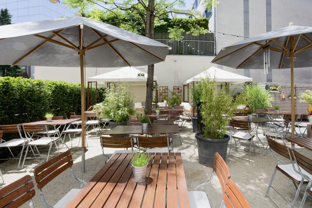Blue City Boutique Hotel Баден Екстериор снимка