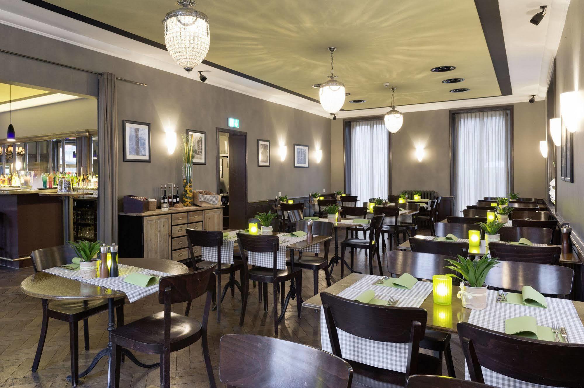 Blue City Boutique Hotel Баден Екстериор снимка