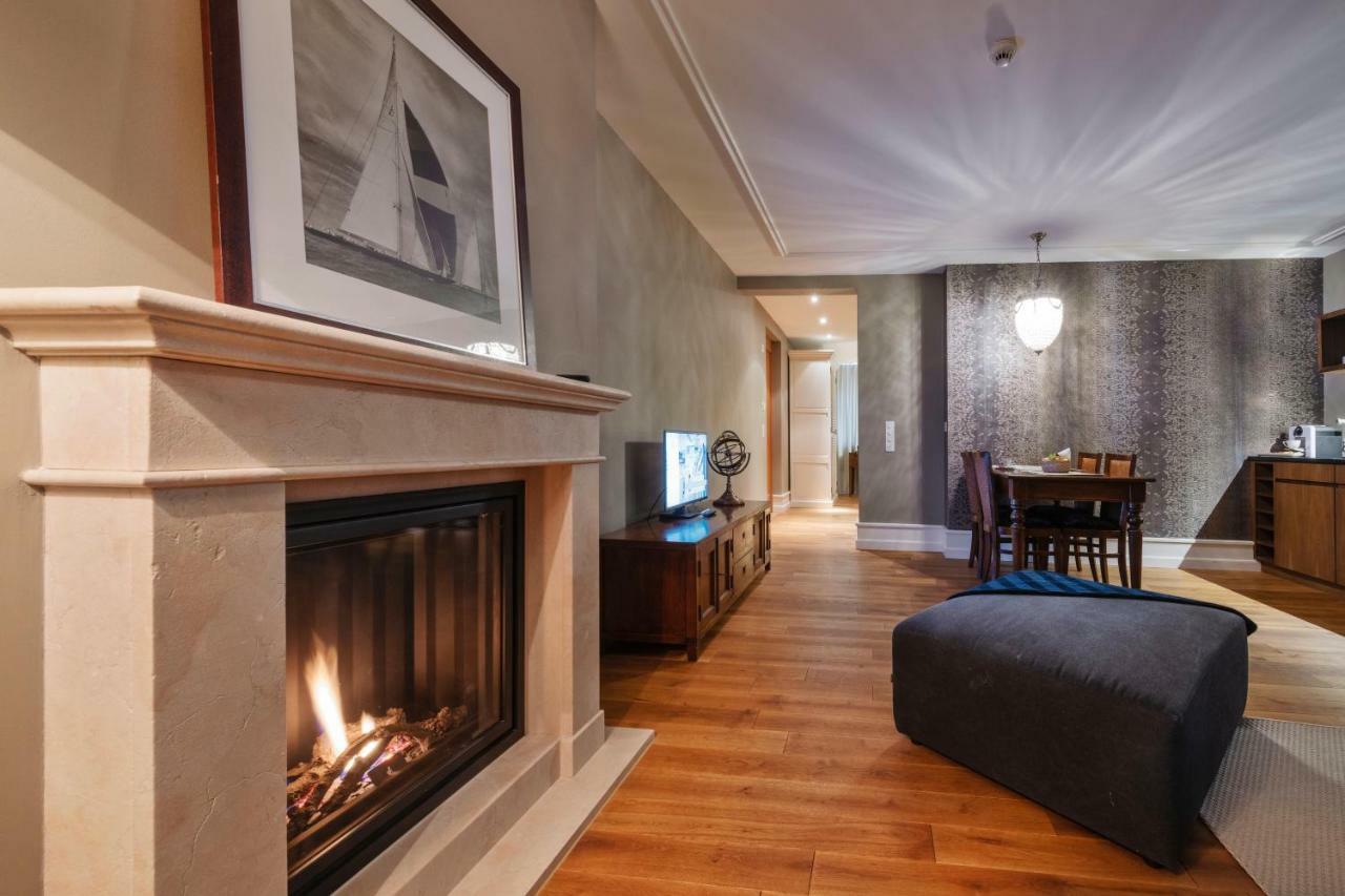 Blue City Boutique Hotel Баден Екстериор снимка